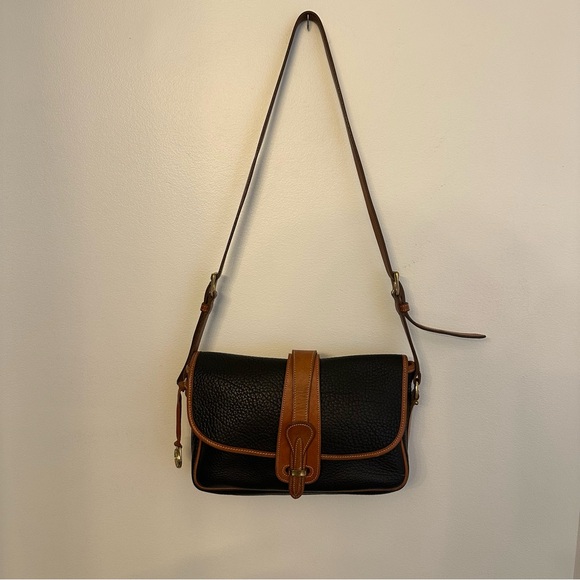 Dooney & Bourke Handbags - Vintage Dooney and Bourke Pebbled Leather NavyTan Equestrian Crossbody Authentic
